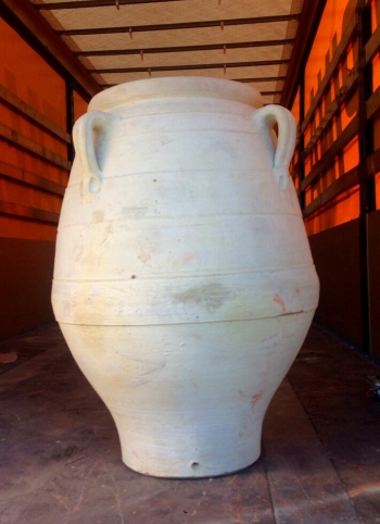 Amfora grande s ušami bledá