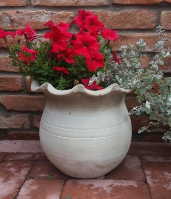 Amfora vlnková bledá